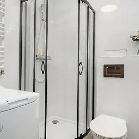 Apartment Stylowe Studia Z Tarasem W Poznaniu By Renters