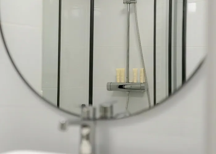 Stylowe Studia Z Tarasem W Poznaniu By Renters * ポズナン