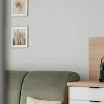 Stylowe Studia Z Tarasem W Poznaniu By Renters 아파트 *