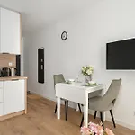 Stylowe Studia Z Tarasem W Poznaniu By Renters * 포즈난
