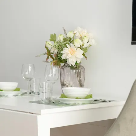 Apartment Stylowe Studia Z Tarasem W Poznaniu By Renters Posen